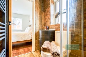 Photo 16- click for photo gallery